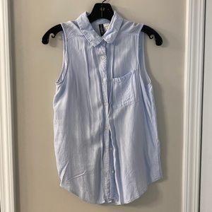 H&M striped light blue sleeveless button down in size 4